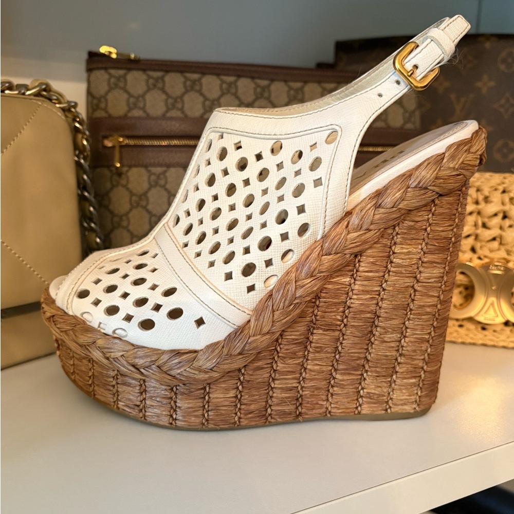 Prada White Wedge raffia Sandals